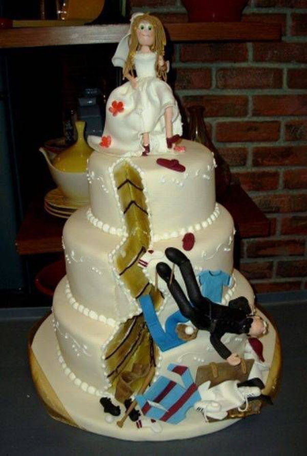 Hilarious Divorce Cakes that are better than the wedding cake. (15)