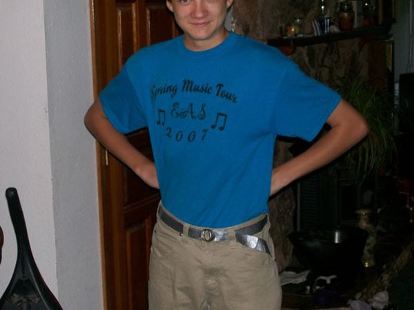 practical uses for duct tape. (12)