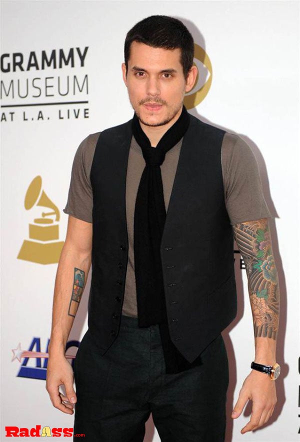 05-01-12 The famous and their tats-14 img-36