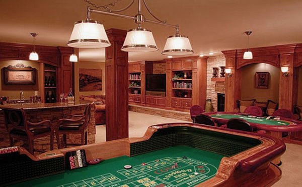 World's Greatest Basement Caves and man caves. (39)