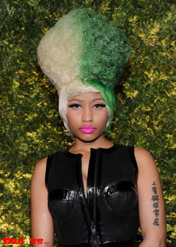 05-01-12 The famous and their tats-32 img-18