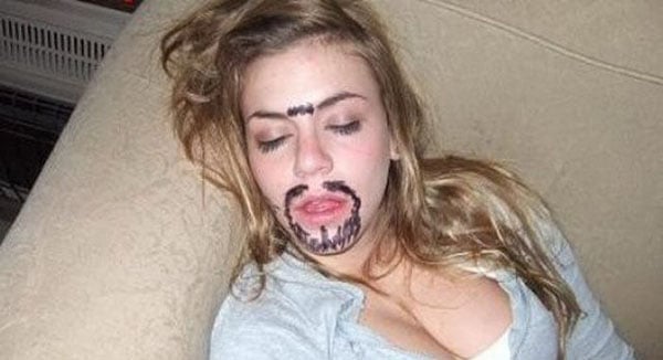 Alcohol doesn't get people drunk. Drunk People get people drunk. (1)