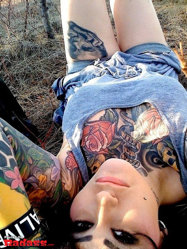 hot girls with tattoos-32 wine tattoo photos. (5)