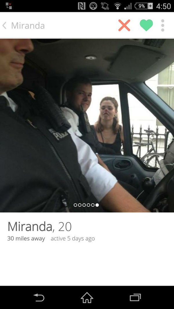 Funny Tinder Profiles. See more at RADASS.com (19)