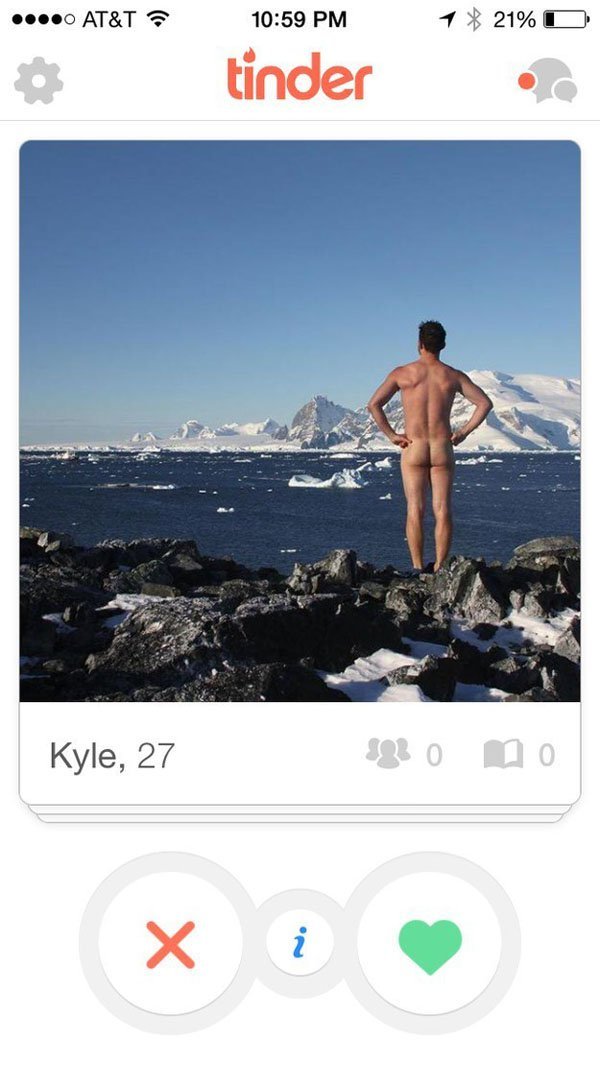 Funny Tinder Profiles. See more at RADASS.com (20)