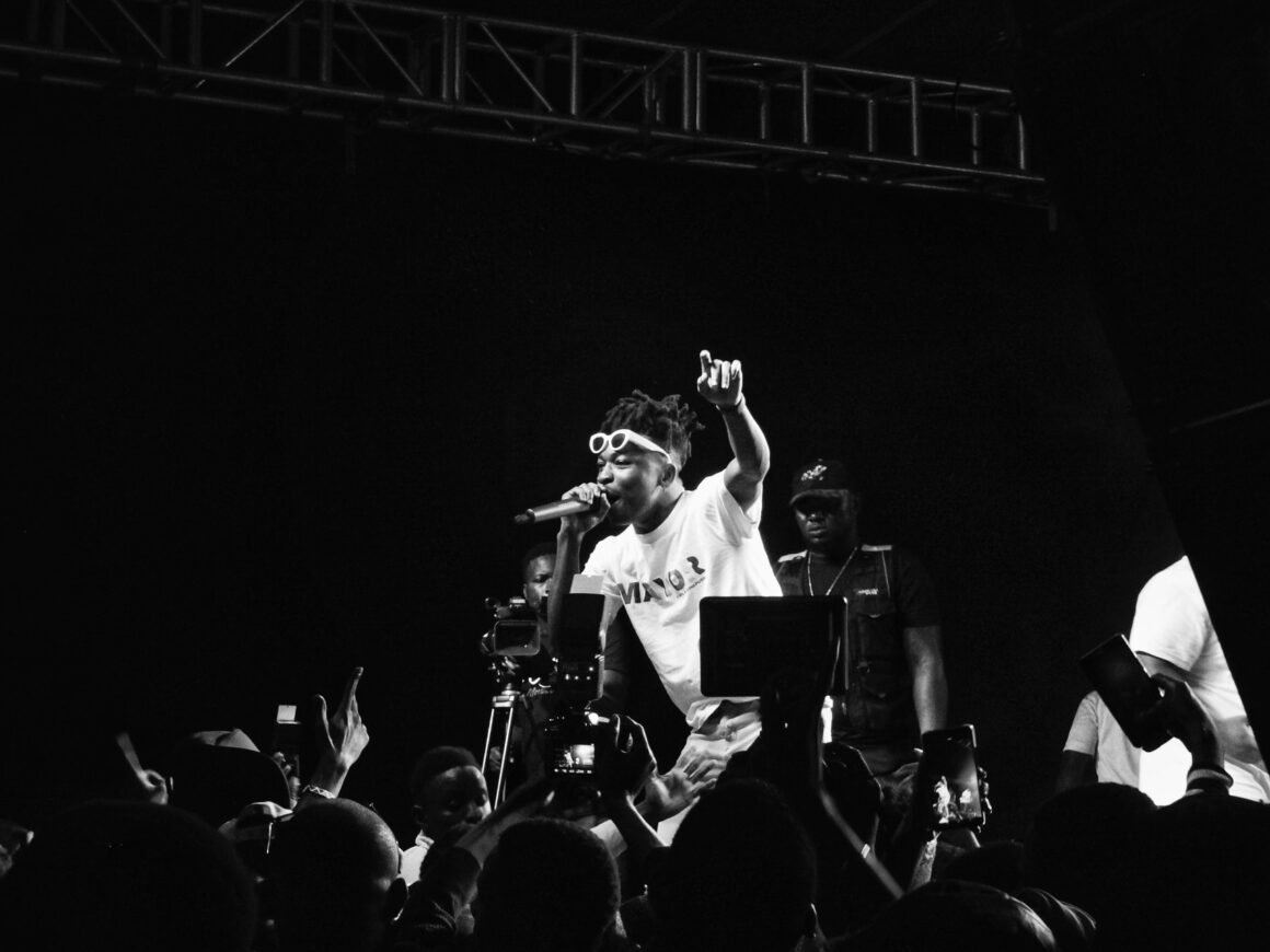 From country to modern-day hip-hop – Black music has a rich, colorful, but at times also very painful and turbulent history. Here is how it evolved.