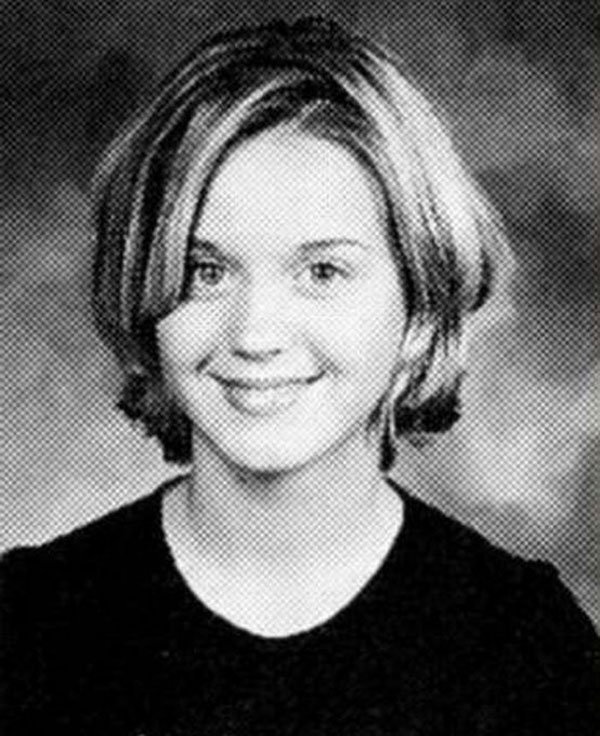 Photos of Celebrities before they were famous. (24)