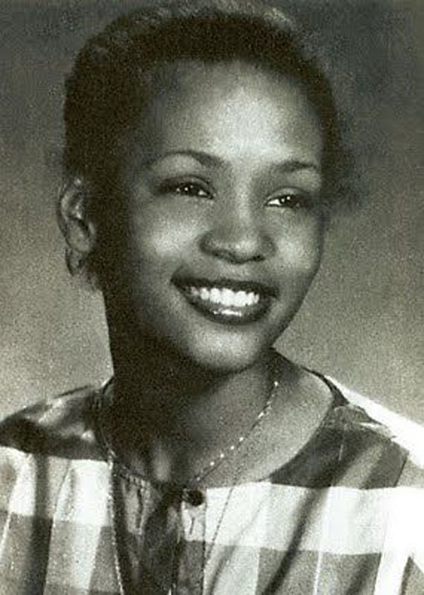 Photos of Celebrities before they were famous. (12)