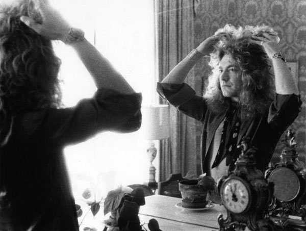 Vintage photos of rock n roll stars. (42)