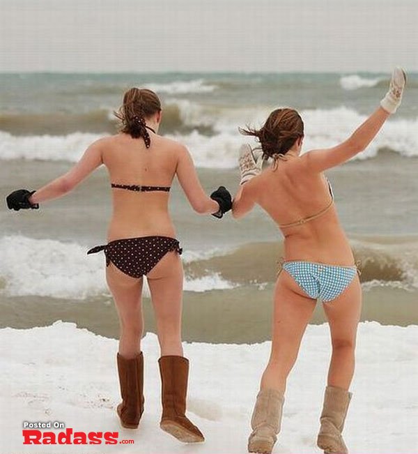 girl-you-are-strange-29 img-42