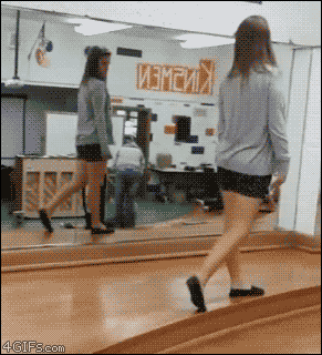The funniest GIFS on the internet. (10)