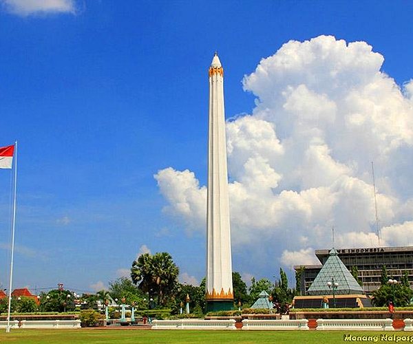 Rental Sewa Mobil Surabaya Lepas Kunci Mulai 300rb + Sopir 19 tugu pahlawan