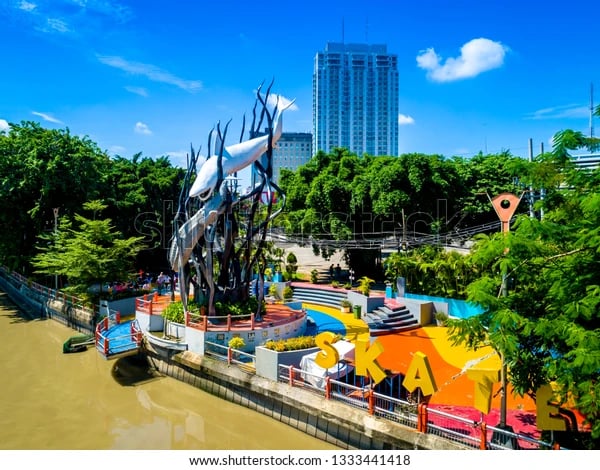 20 Tempat Hunting di Surabaya Malam Hari Instagenic 7 bmx
