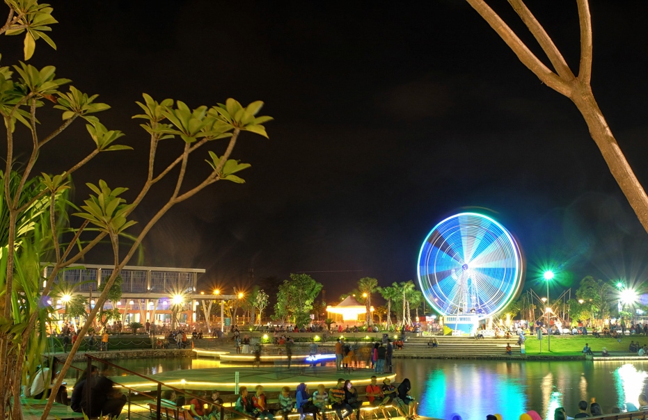 Rental Sewa Mobil Surabaya Lepas Kunci Mulai 300rb + Sopir 22 Wisata Surabaya Hits