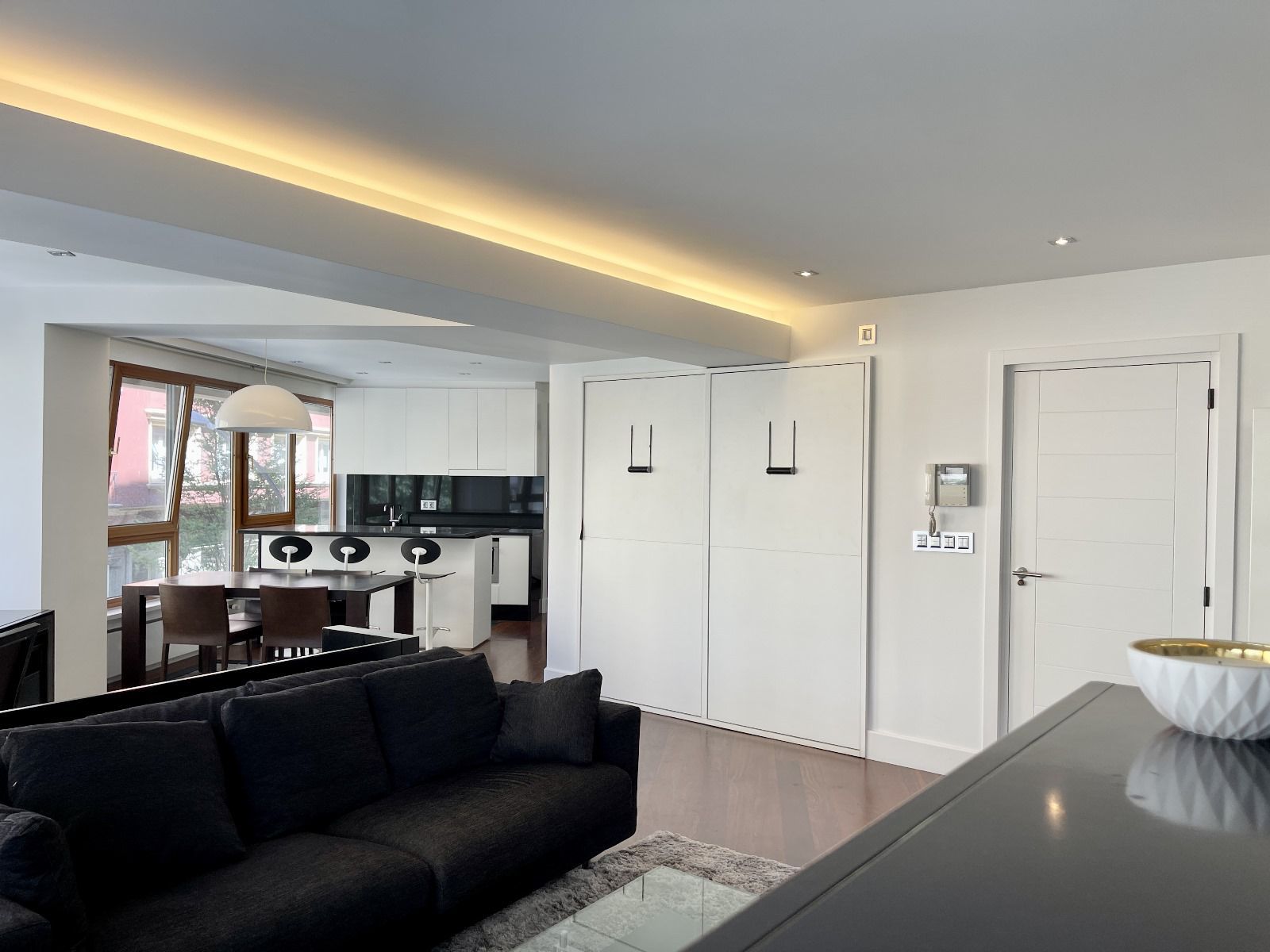 WhatsApp Image 2023-11-09 at 18.53.10 Vista del apartamento Calle Santa Lucía en A Coruña desde la sala de estar