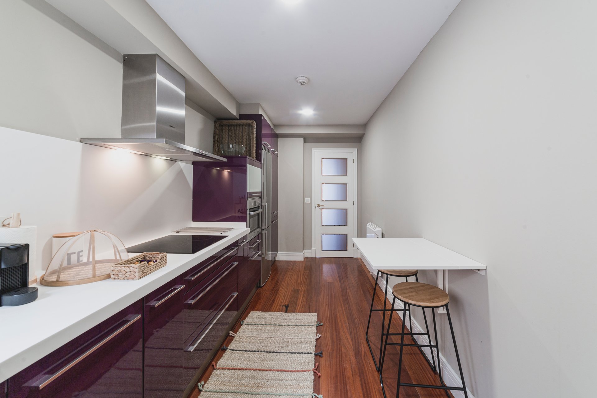 real920423 Cocina del apartamento de larga estancia Calle Real - Planta 3 en A Coruña