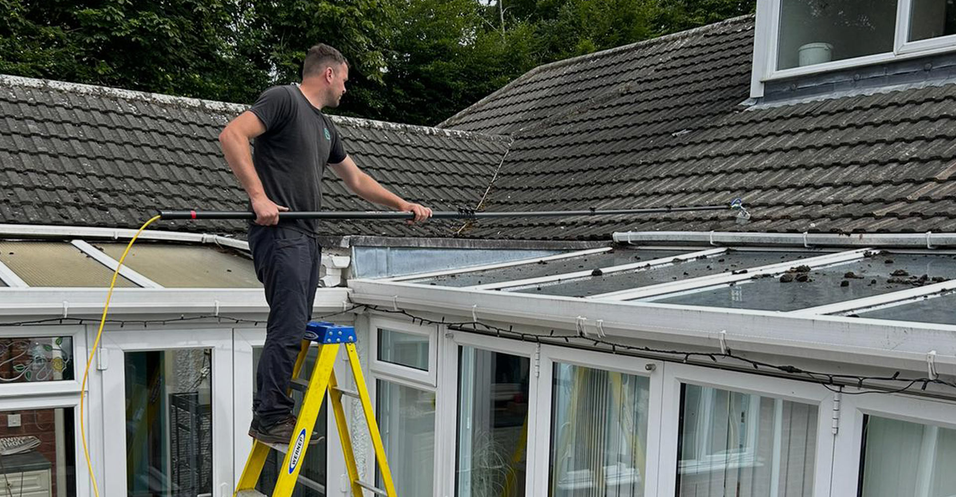 conservatory-roof-cleaning pressure washing company Kenilworth