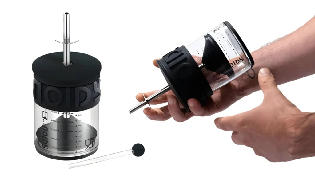 Showing how to use the POT by NOIDS glass jar and strainer set up.