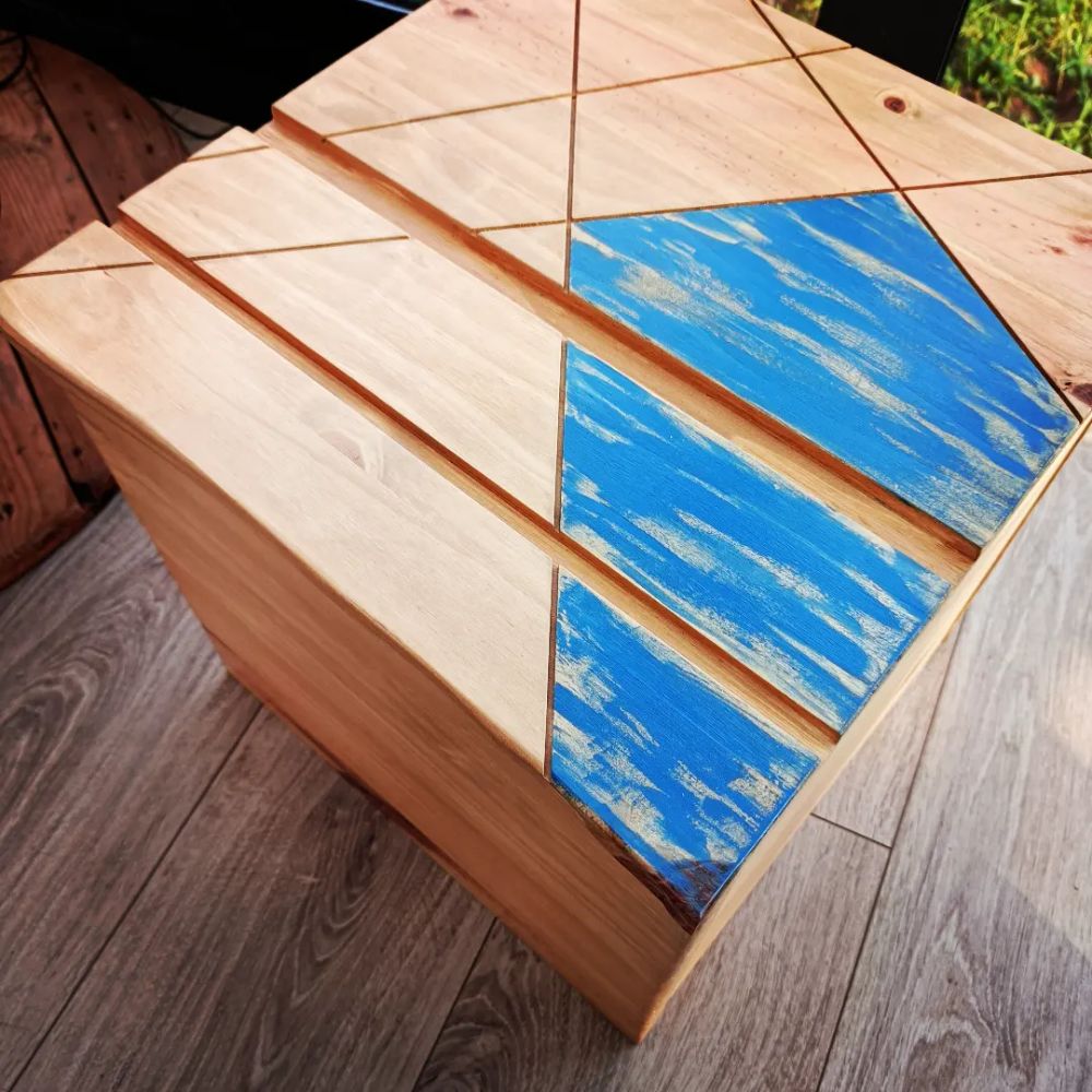 boite-rangement-vinyle-disque-roulette-personnalisé-bois-artisanal-cadeau boite-rangement-vinyle-disque-roulette-personnalisé-bois-artisanal-cadeau