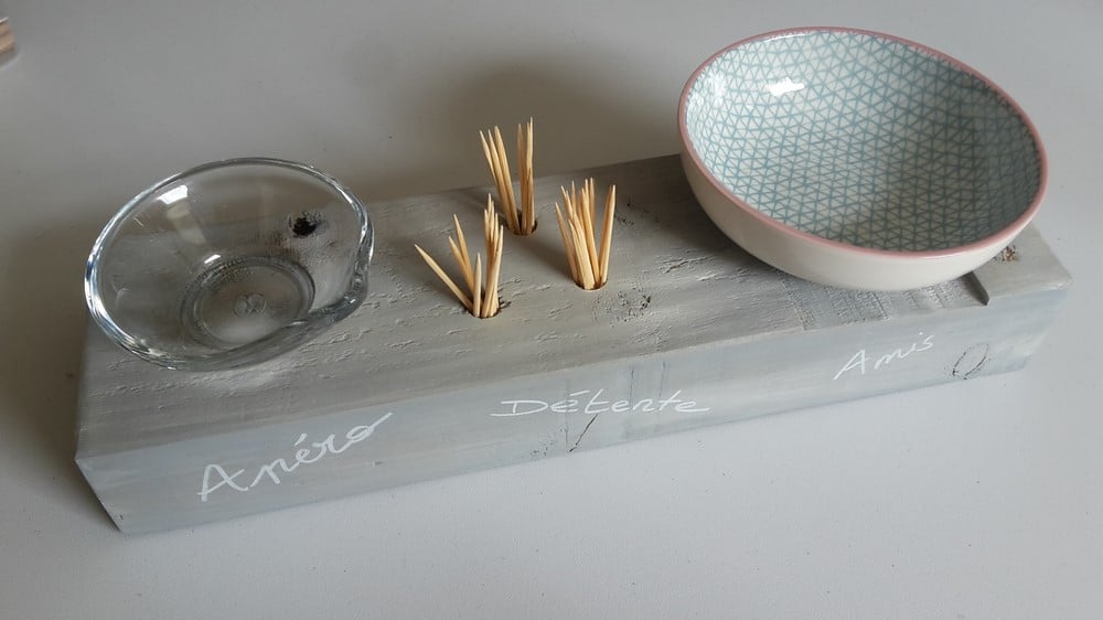 support-planche-ap&eacute;ro-ap&eacute;ritif-bois-artisanal-cadeau