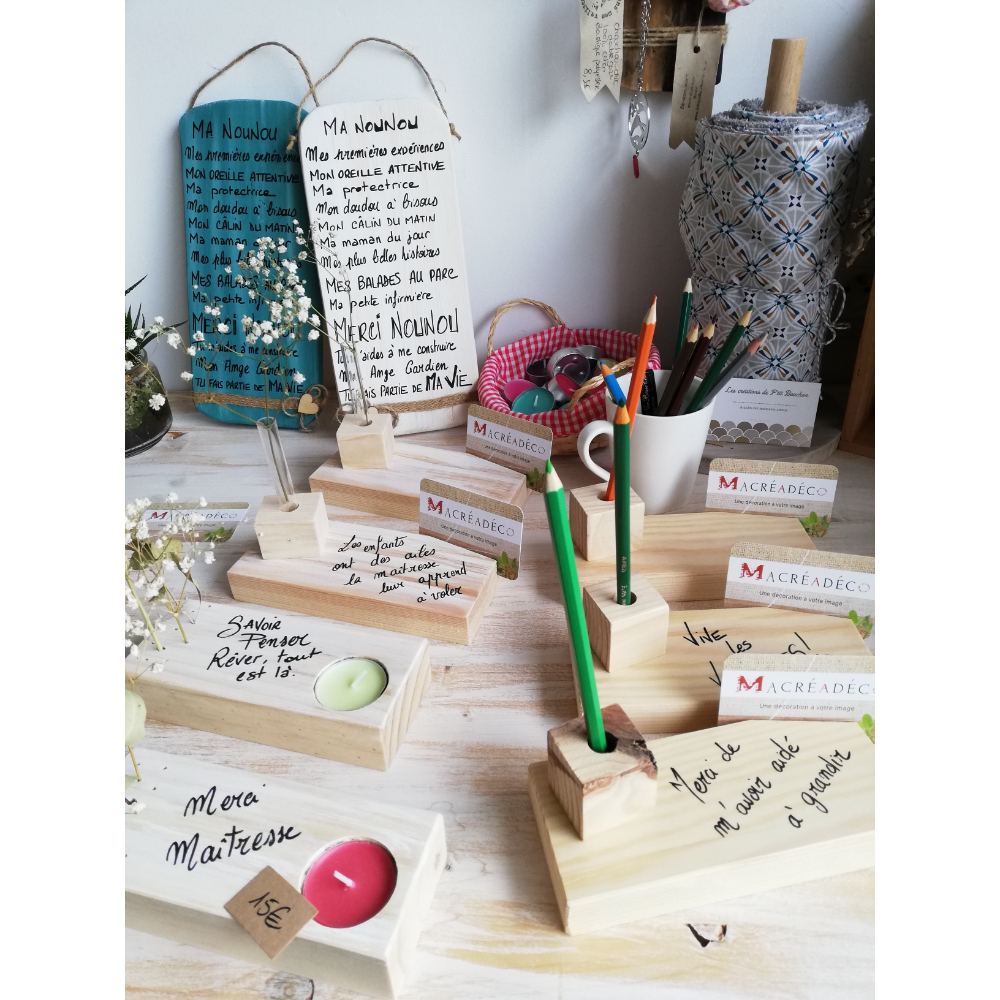 soliflore-fleur-porte-personnalisé-cadeau-fin-d'année-bois-artisanal-crayon-bougie soliflore-fleur-porte-personnalisé-cadeau-fin-d'année-bois-artisanal-crayon-bougie