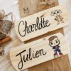 pancarte-plaque-prenom-personnage-cadeau-bois-personnalisé-artisanal pancarte-plaque-prenom-personnage-cadeau-bois-personnalisé-artisanal
