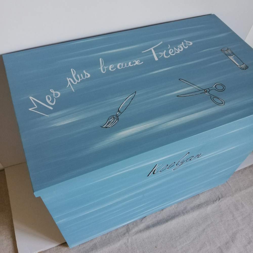 boite-coffre-rangement-enfant-bois-déco-chambre-personnalisé-artisanal-cadeau boite-coffre-rangement-enfant-bois-déco-chambre-personnalisé-artisanal-cadeau