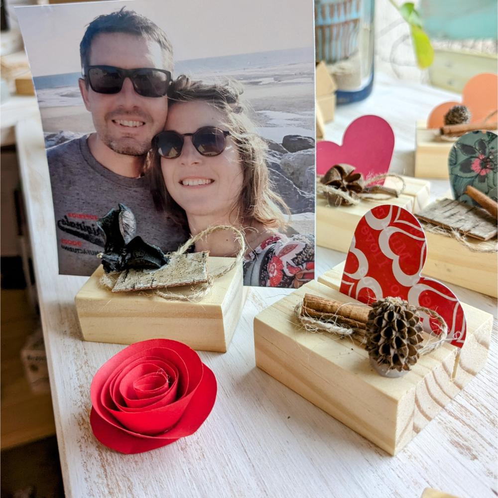 socle-photo-bois-décoration-cadeau-saint-valentin (4) socle-photo-bois-décoration-cadeau-saint-valentin