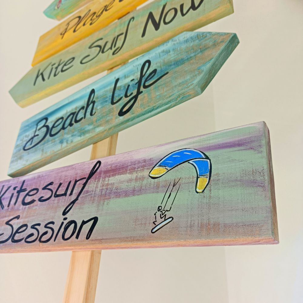 panneau-directionnel-flèche-direction-évènement-bois-interieur-extérieur-personnalisé-artisanal-mariage-commerce-plage