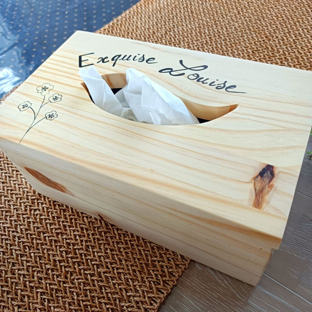 boite-distributeur-sur-boite-mouchoirs-décoration-cadeau-bois-personnalisé- boite-distributeur-sur-boite-mouchoirs-décoration-cadeau-bois-personnalisé-artisanal