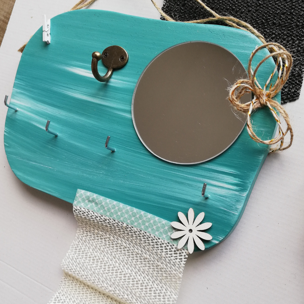 présentoir-support-bijoux-mural-miroir-bois-personnalisé-artisanal-cadeau présentoir-support-bijoux-mural-miroir-bois-personnalisé-artisanal-cadeau