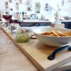 planche-plateau-bois-poignée-noire-apéro-personnalisé-artisanal-aperitif planche-plateau-bois-poignée-noire-apéro-personnalisé-artisanal-aperitif