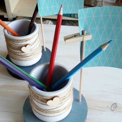 support-pot-crayons-bureau-cadeau-maitresse-fin-d'année-message-bois-personnalisé-artisanal