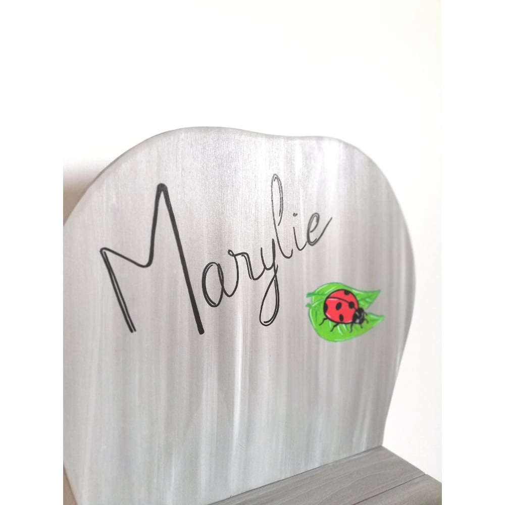 chaise-enfant-artisanal-personnalisé-bois-enfant-chambre-meuble chaise-enfant-artisanal-personnalisé-bois-enfant-chambre-meuble