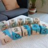 cube-bois-prenom-lettre-chiffre-enfant-cadeau-artisanal-personnalisé-décoration cube-bois-prenom-lettre-chiffre-enfant-cadeau-artisanal-personnalisé-décoration