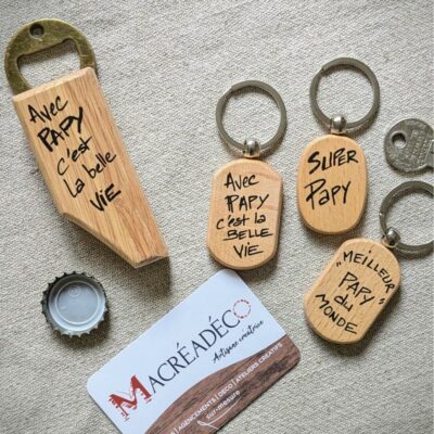 Porte-clés et décapsuleur avec messages pour Papy.