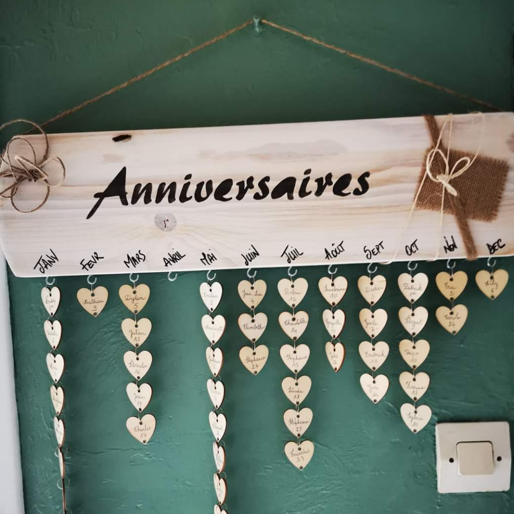 calendrier-anniversaires-perpétuel-pastille-bois-deco-cadeaux (3) calendrier-anniversaires-évènement-perpétuel-pastille-bois-personnalisé-artisanal-cadeau-décoration