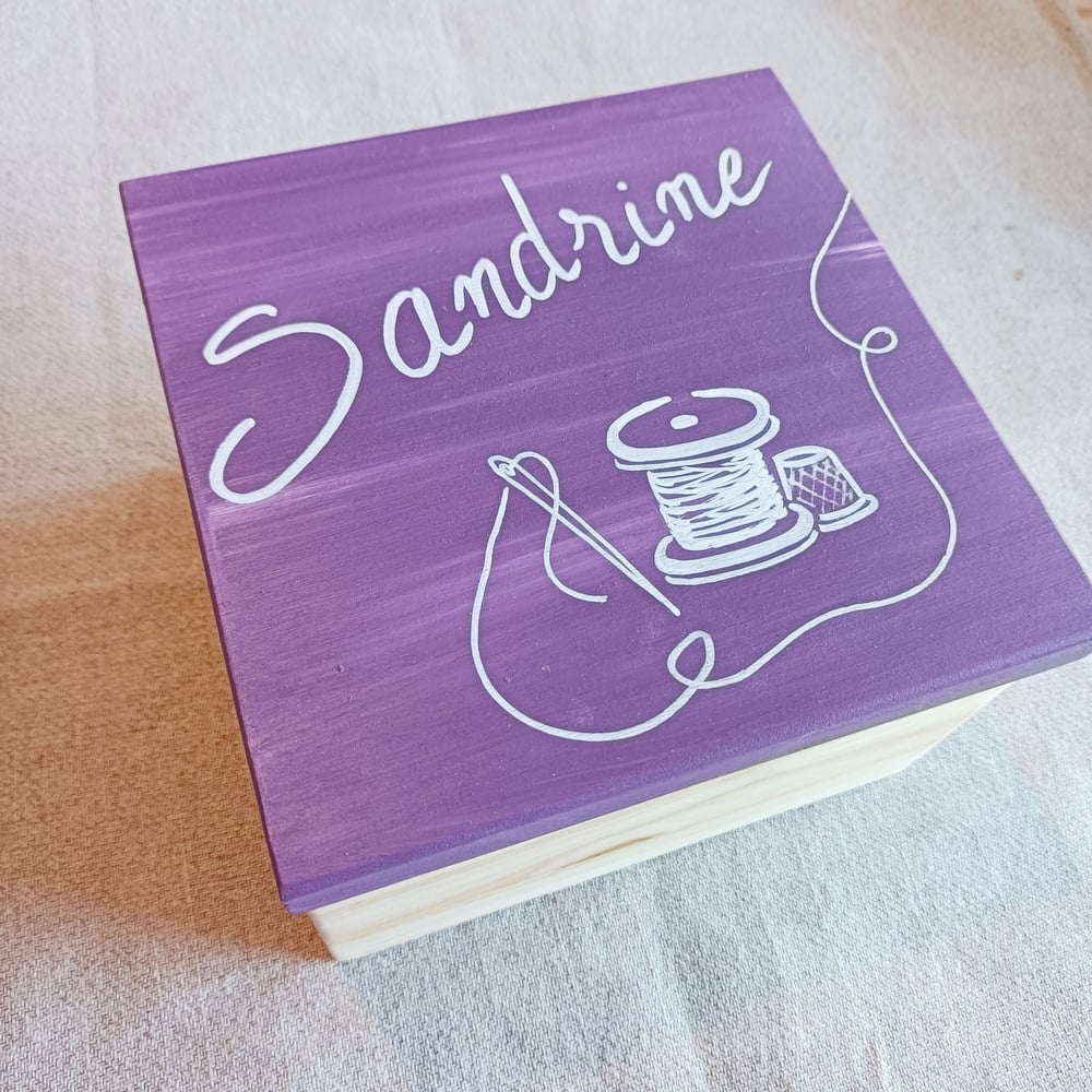 boite-coffre-bijoux-rangement-bois-personnalisé-idée-cadeau-artisana boite-coffre-bijoux-rangement-bois-personnalisé-idée-cadeau-artisanal