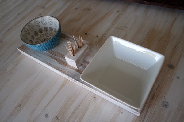 plateau-apero-bol-bois-pics-deco-table-nature-artisanal-personnalis&eacute;-cadeau