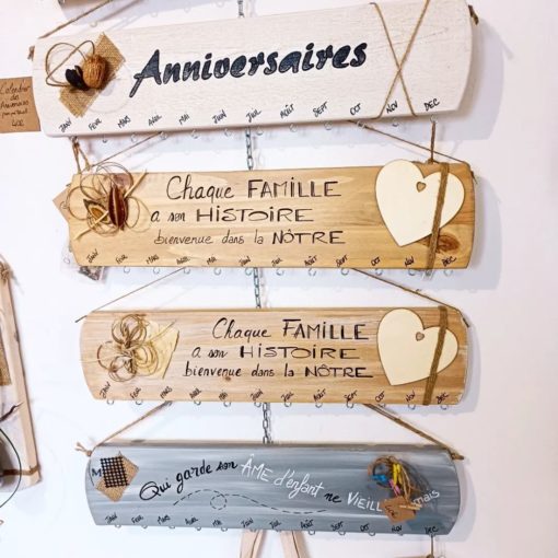 calendrier-anniversaires-évènement-perpétuel-pastille-bois-personnalisé-artisanal-cadeau-décoration