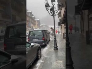 météo annecy : alternance d’averses et de soleil selon france bleu haute savoie