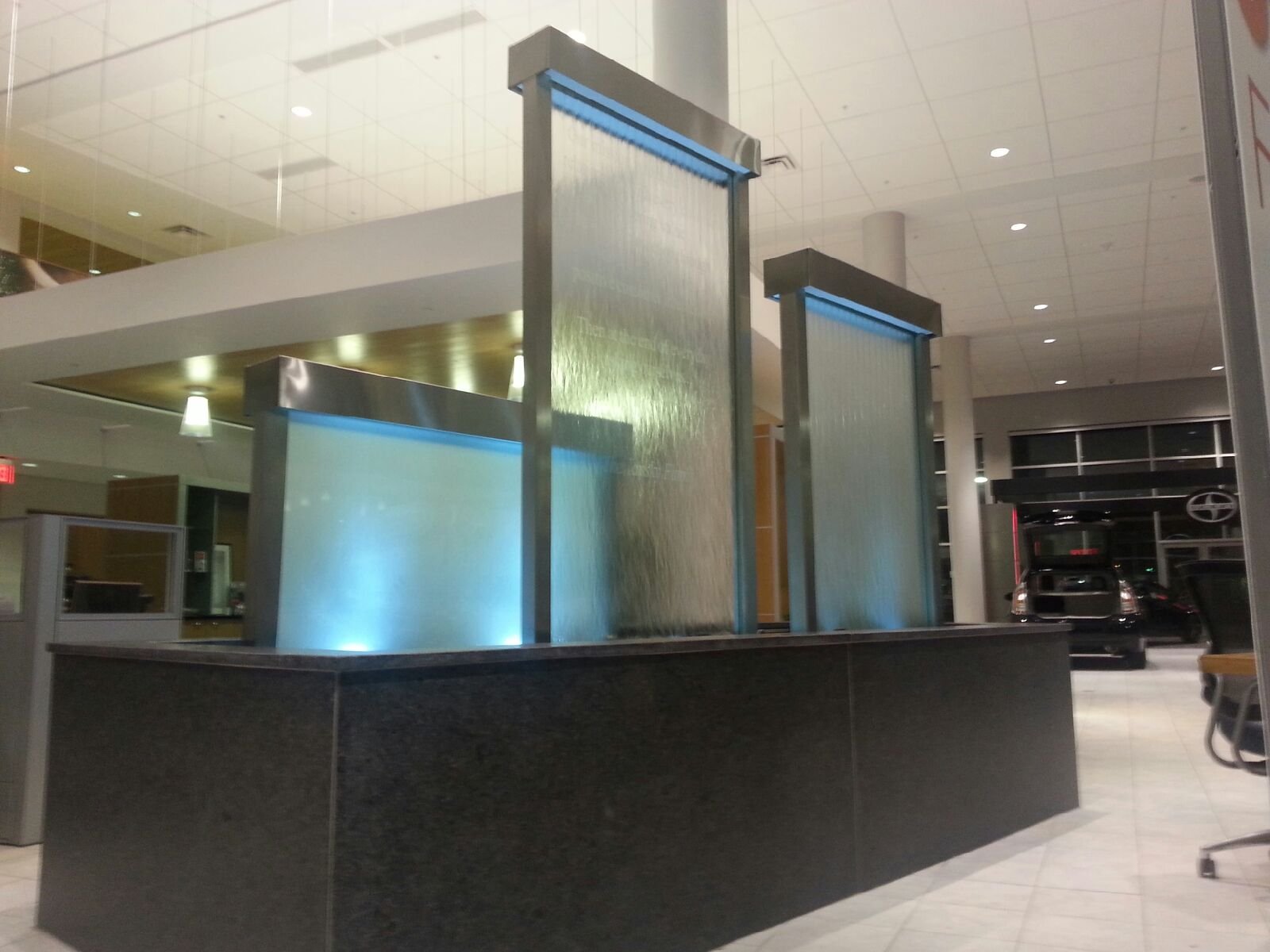 Glass Water Features 51 Glass and Stainless Tripple Feature for Tansky Toyota