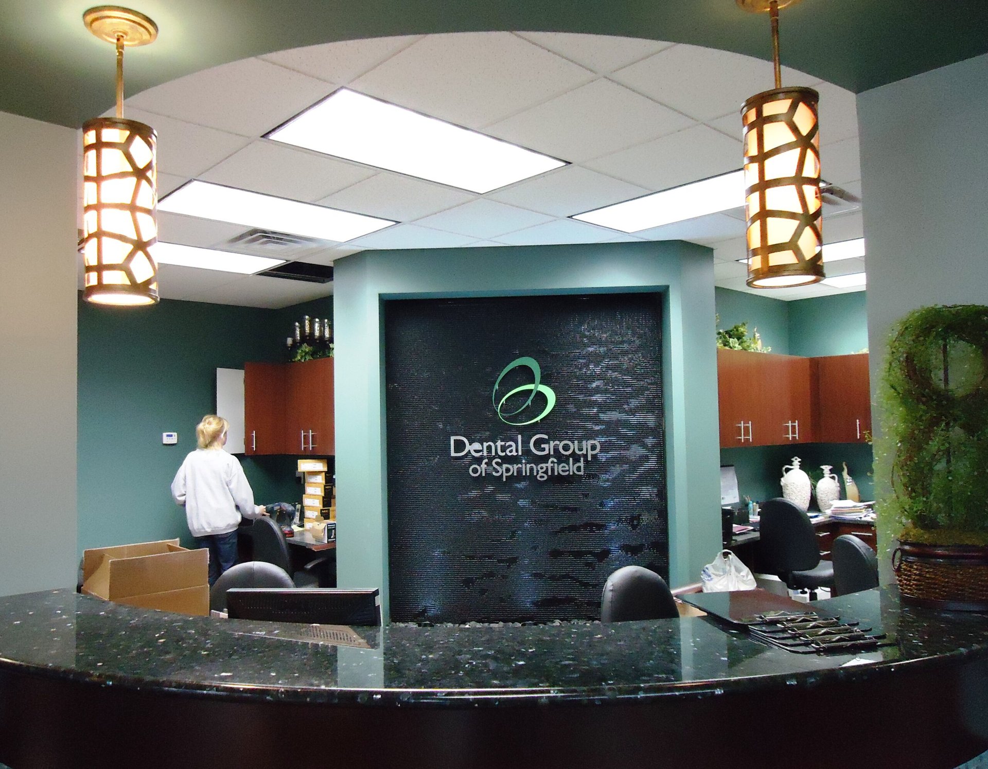 Acrylic Water Features 29 Water Wall Scored Acrylic Dental Group Springfield Illinois office water feature scaled