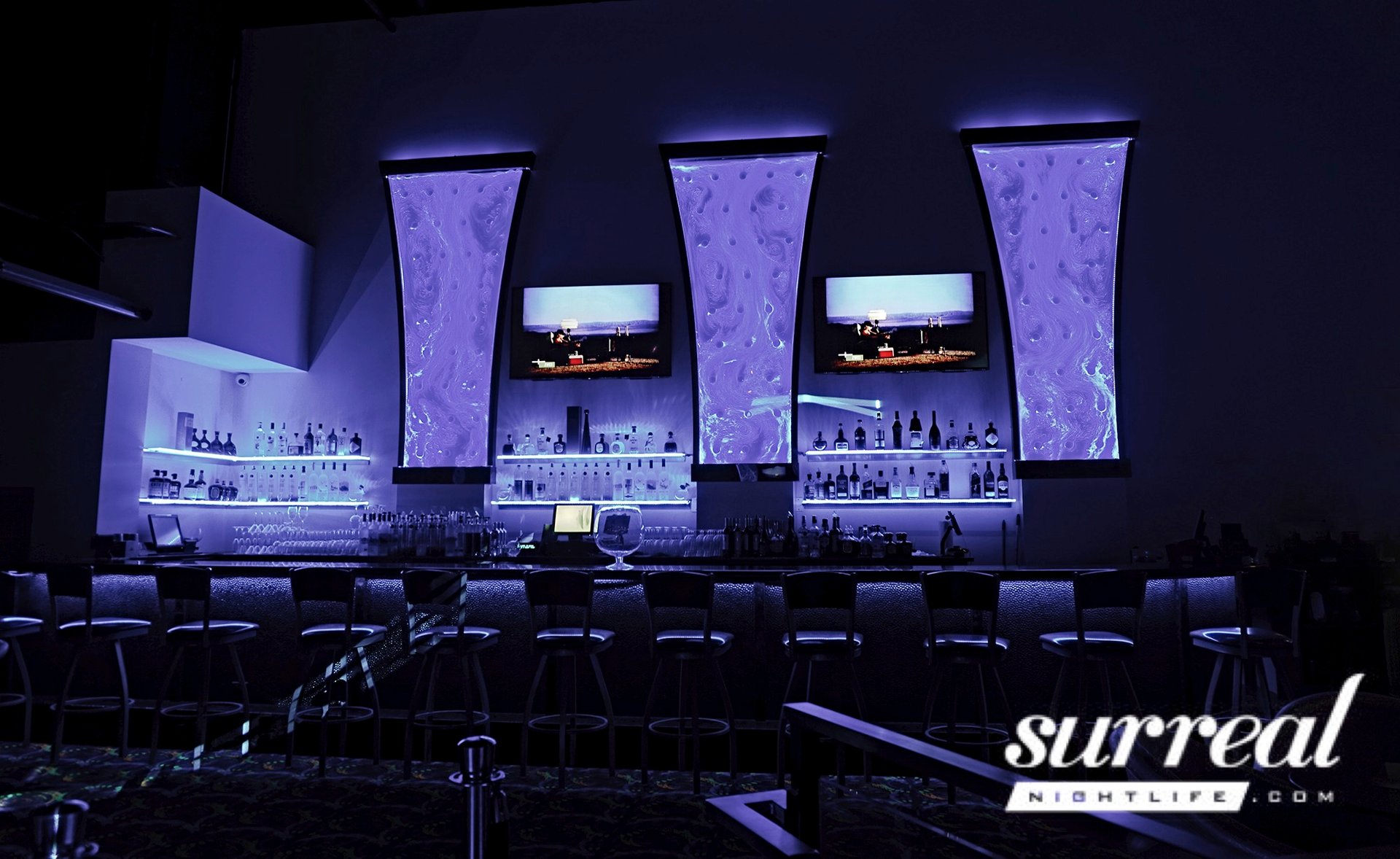 Bubble Walls 87 Rod Bubble Wall Swirley Ocean Club Chicago Illinois