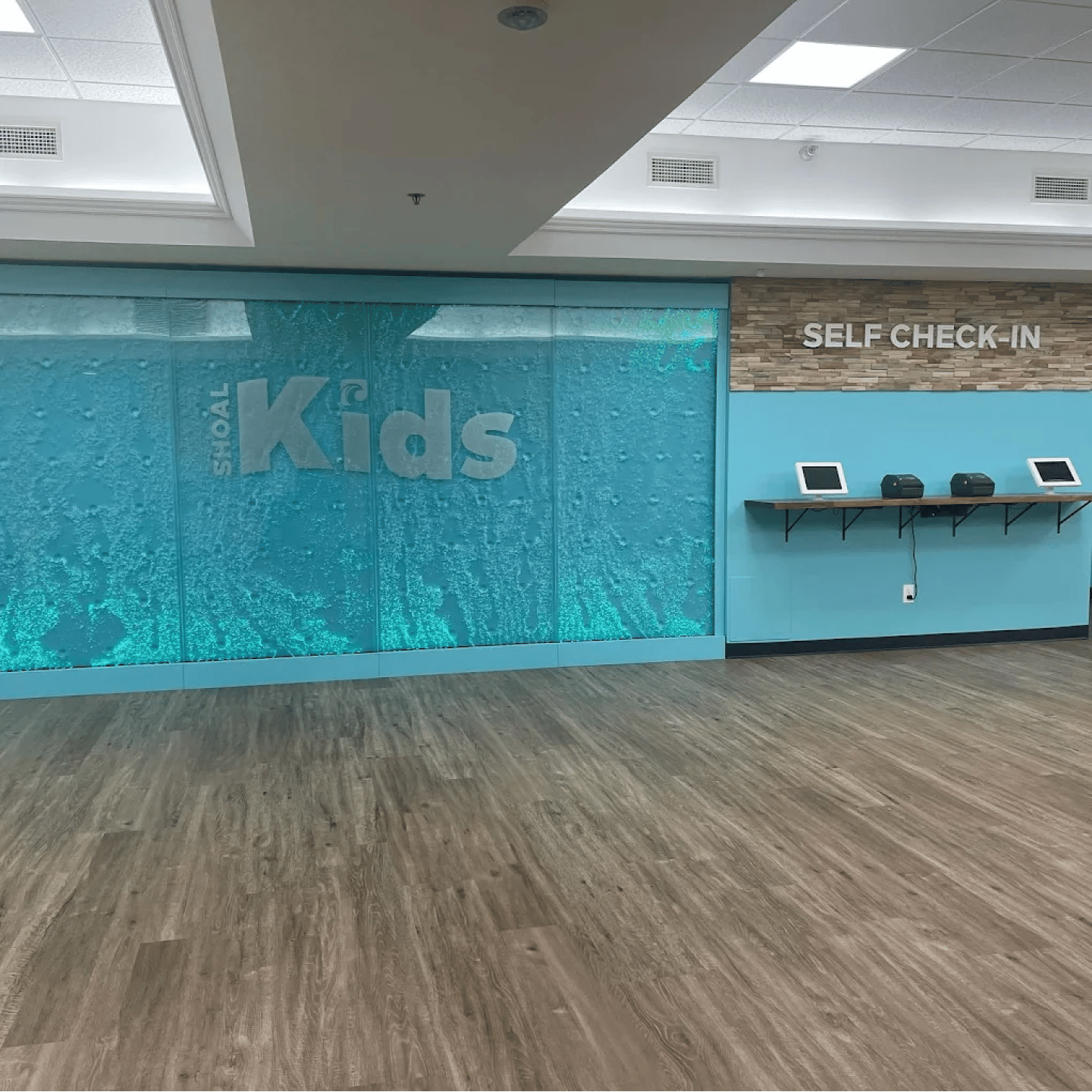 Rod-Swirley-Bubble Wall for Bell Shoals Academy in Brandon, Florida (1)