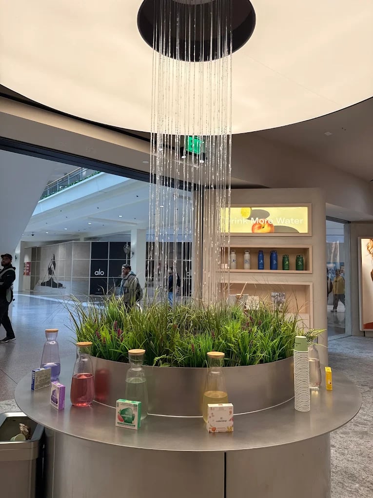 Rain Curtain at waterdrop Store at Mall of America Minneapolis, Minnesota Rain Curtain at waterdrop Store at Mall of America Minneapolis, Minnesota