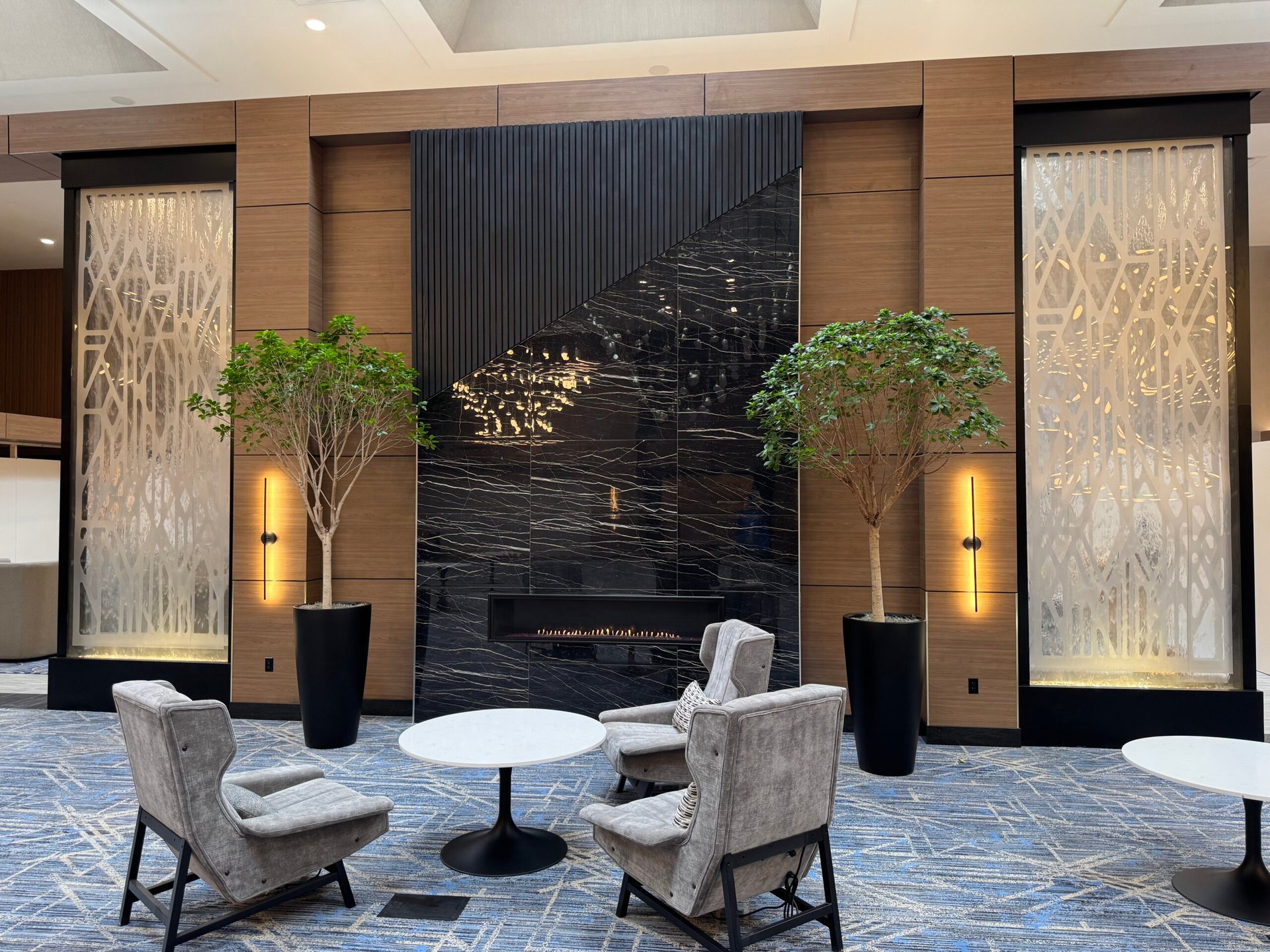 Enclosed Sealed Water Wall with Etched Pattern Logo for Chicago Marriott Northwest in Hoffman Estates, Illinois