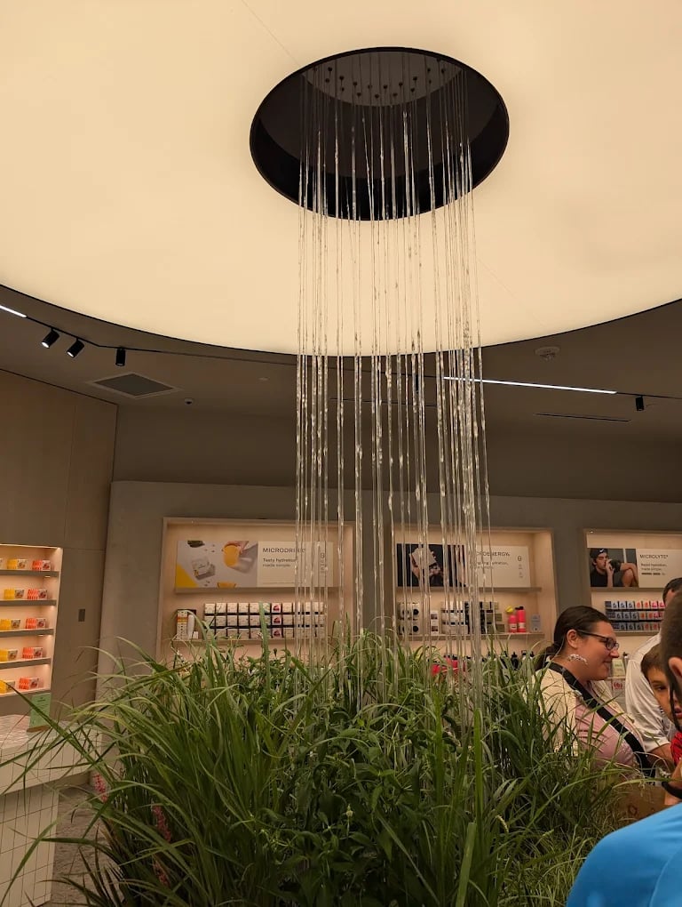 Rain Curtain at waterdrop Store at Mall of America Minneapolis, Minnesota Rain Curtain at waterdrop Store at Mall of America Minneapolis, Minnesota