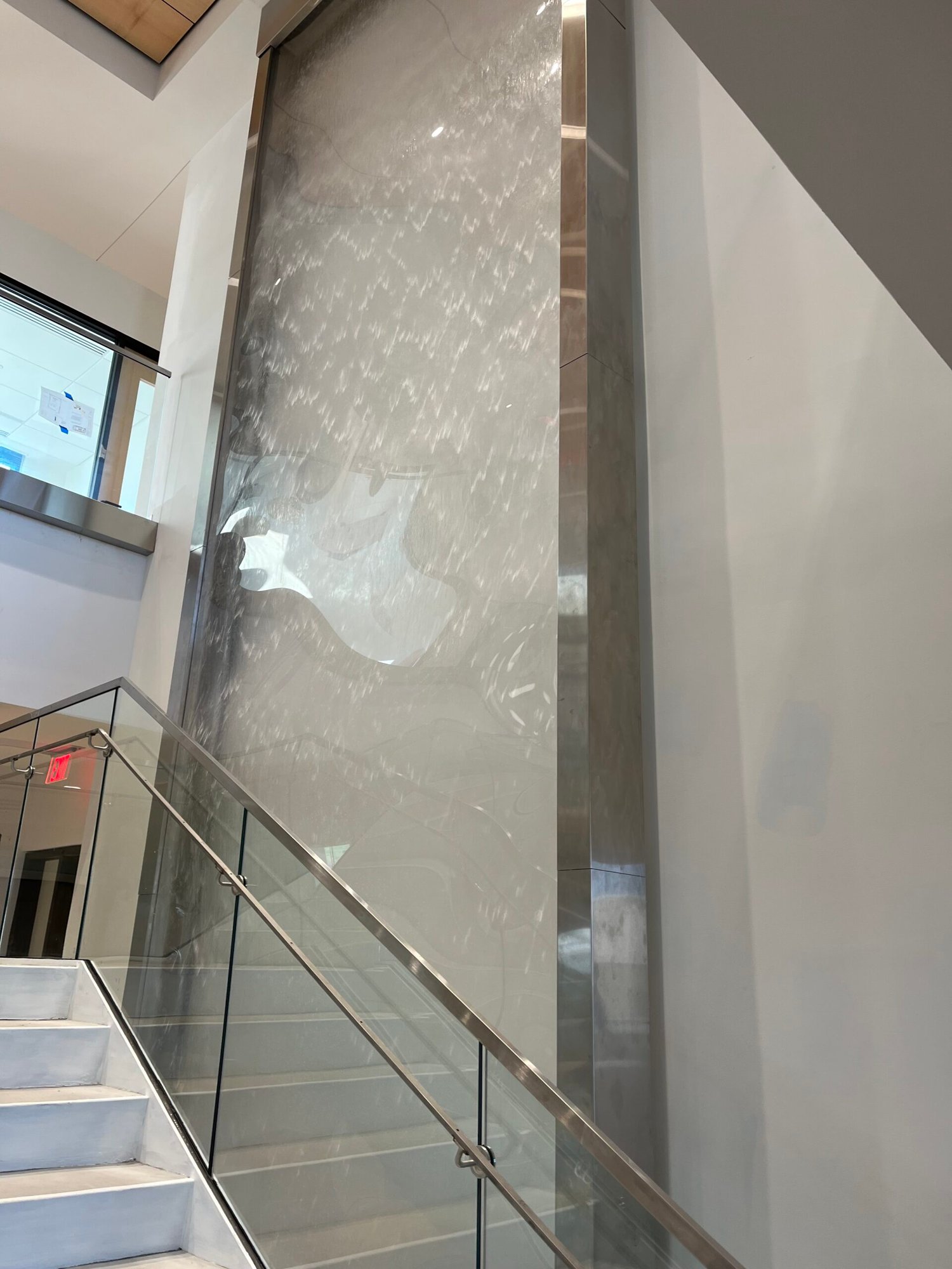 Enclosed-Sealed-Water-Wall-for-Pinnacle-Bank-in-Bowling-Green-Kentucky