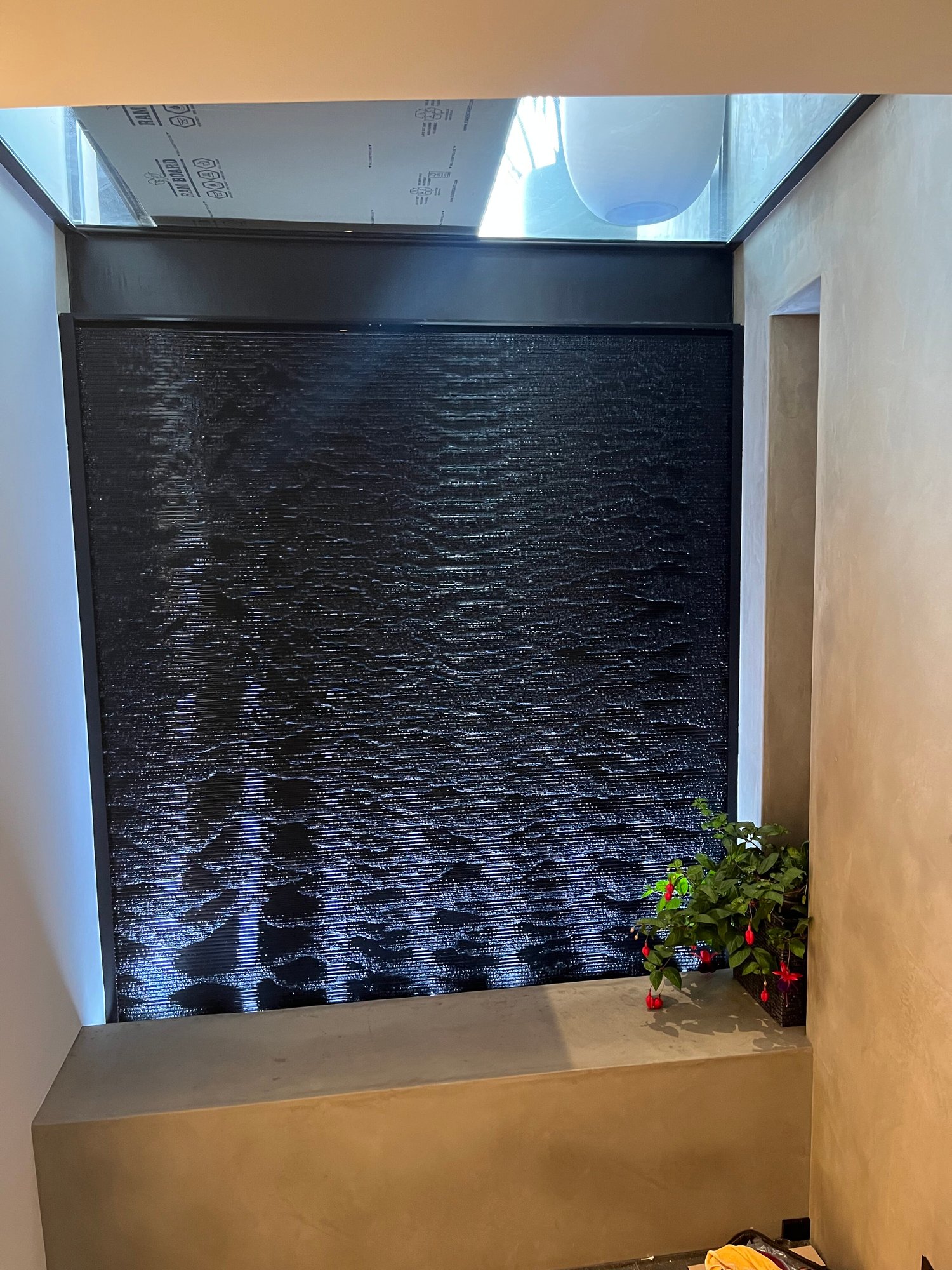 Black Scored Acrylic Water Wall for Home Residence in Santa Barbara, California Black Scored Acrylic Water Wall for Home Residence in Santa Barbara, California